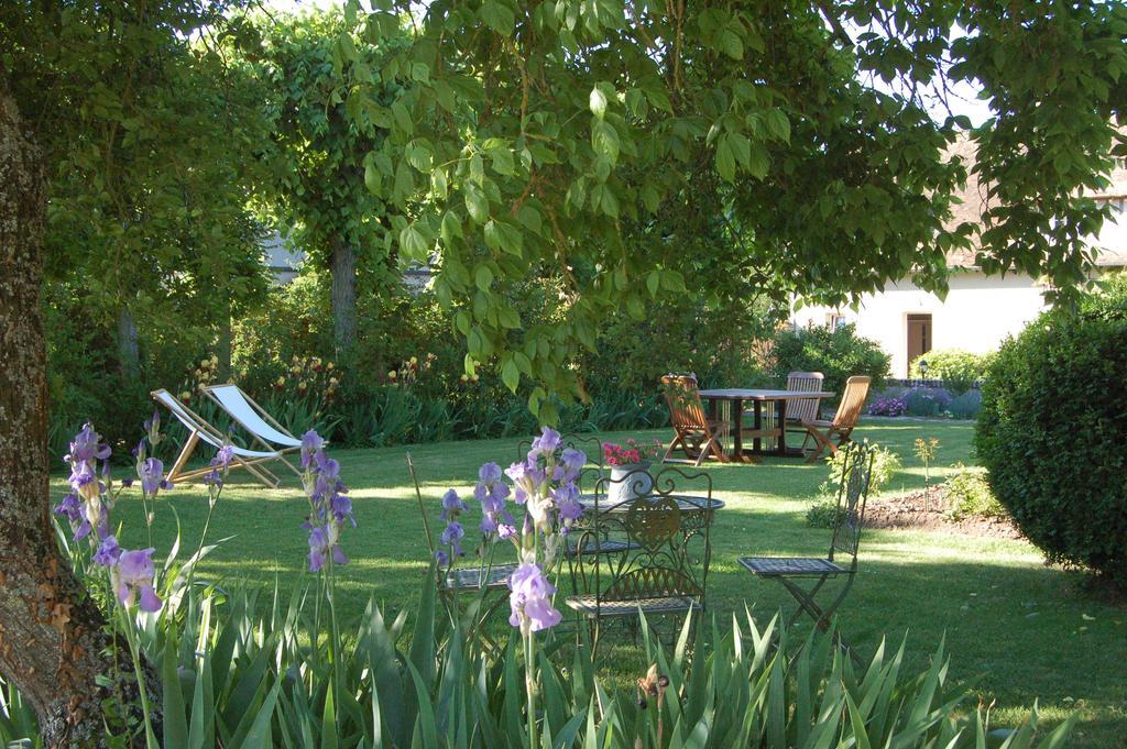 La Chaiserie La Croix-Saint-Leufroy Екстериор снимка